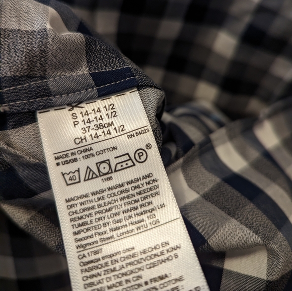 BANANA REPUBLIC Small Grant Fit Non-Iron Tailored Slim Fit Dress shirt in blue - Picture 3 of 4